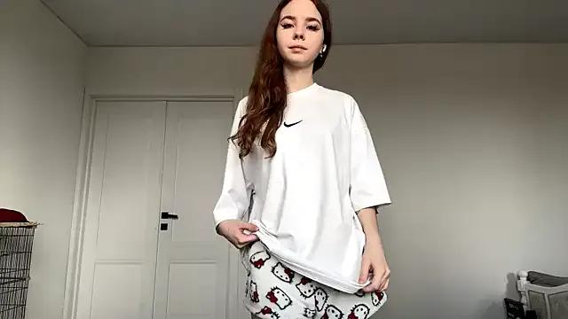 Freechat EhtelBiondi on StripChat