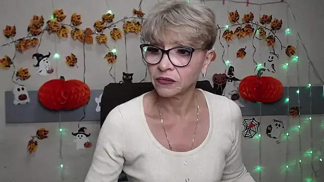 Freechat EllaBonito on StripChat