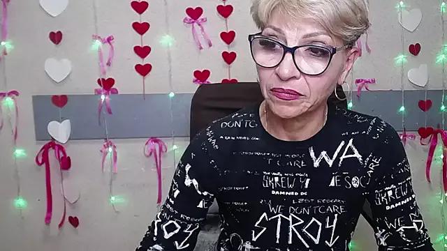 Freechat EllaBonito on StripChat