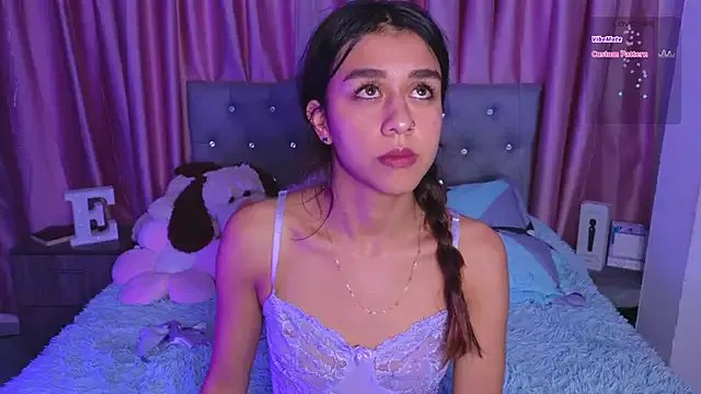 Freechat Emiily_Scott1 on StripChat