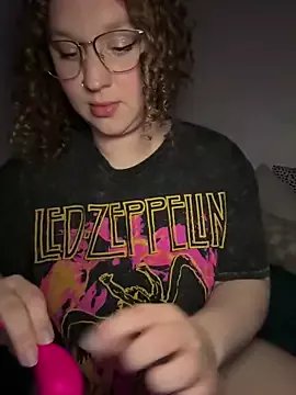 EmmieRae on StripChat 