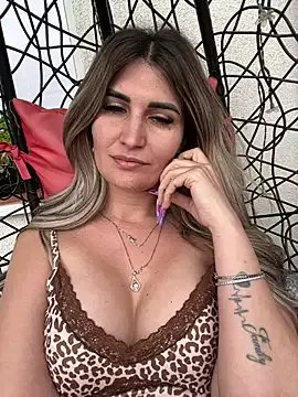 EvelynFrances on StripChat 