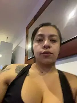 Freechat foxxy_nasty on StripChat