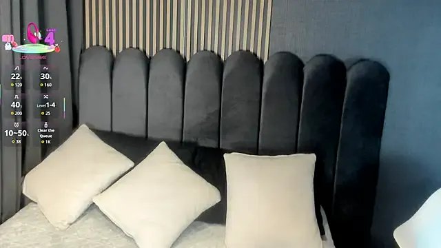 Freechat Gina_77 on StripChat