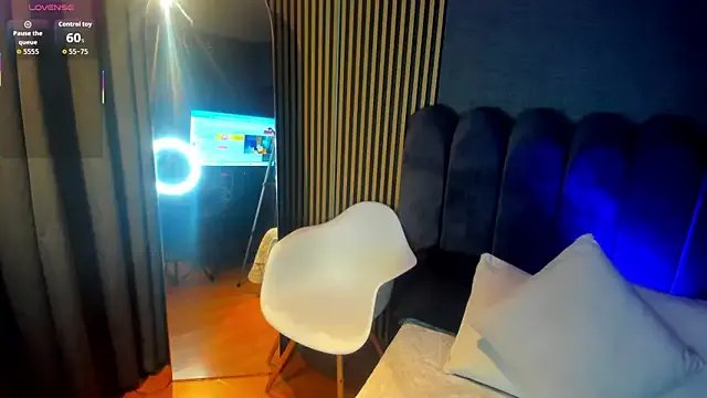 Freechat Gina_77 on StripChat