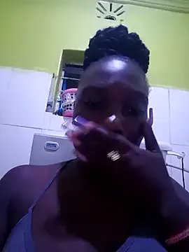 Freechat Golden_diver on StripChat