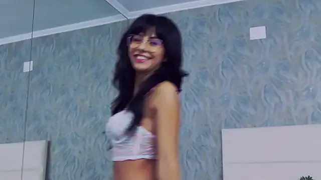 Freechat GraceRous on StripChat