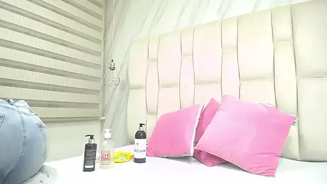 Freechat Hannagarces on StripChat