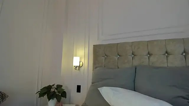 Freechat JasmineRoss_1 on StripChat