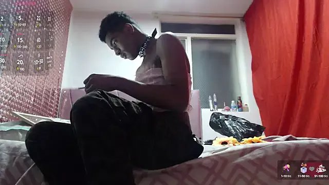 Freechat jymena_xxx on StripChat