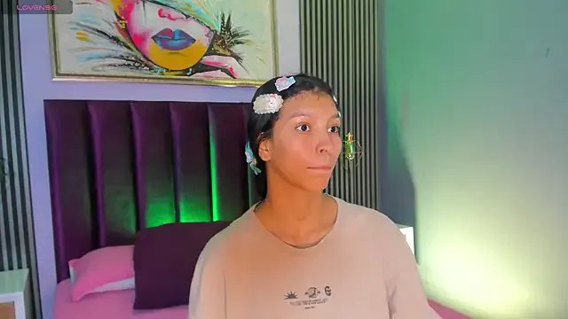 Freechat LauraAristizabal on StripChat