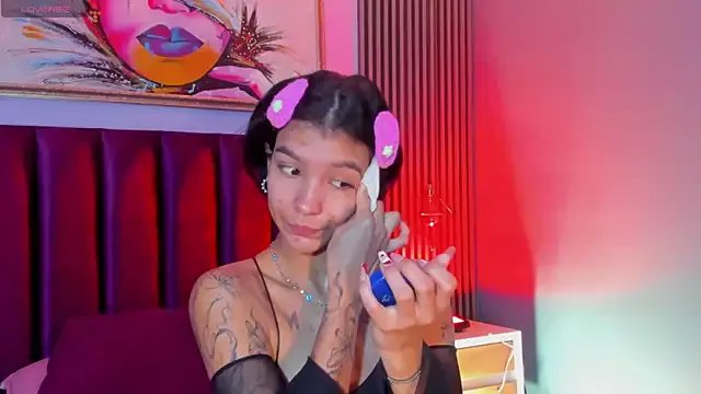 Freechat LauraAristizabal on StripChat