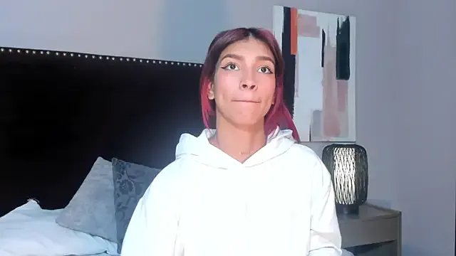 Freechat LauraAristizabal on StripChat