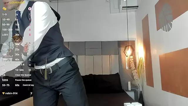 Freechat LiamNovak on StripChat