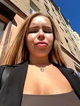 Freechat Liza_risky on StripChat