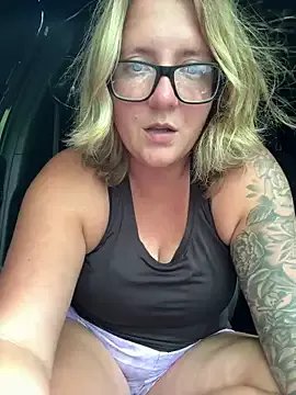 Freechat Lizzyloo on StripChat