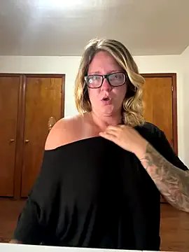 Freechat Lizzyloo on StripChat