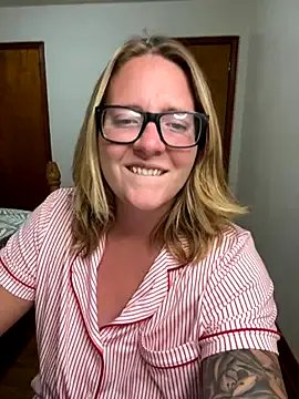 Freechat Lizzyloo on StripChat