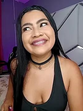 Freechat LunaaRosse on StripChat