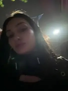 Freechat lunalovelee on StripChat