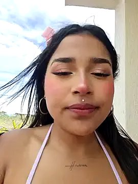 Freechat Mariangel_11 on StripChat