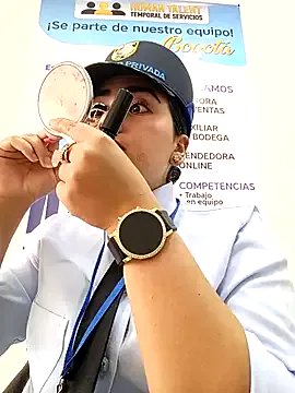 Freechat MAYE__13 on StripChat