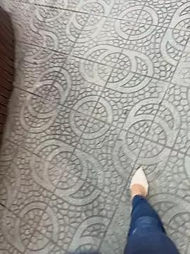 Freechat Meii-meyy on StripChat