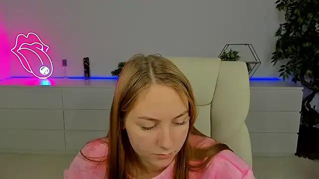 Freechat MilaAddams on StripChat