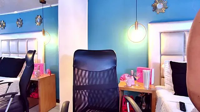 Freechat Miss_ary on StripChat