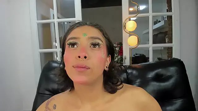 miss_collins on StripChat 