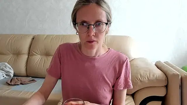 Freechat MollyStory on StripChat