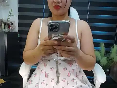 Freechat NANA_199k on StripChat