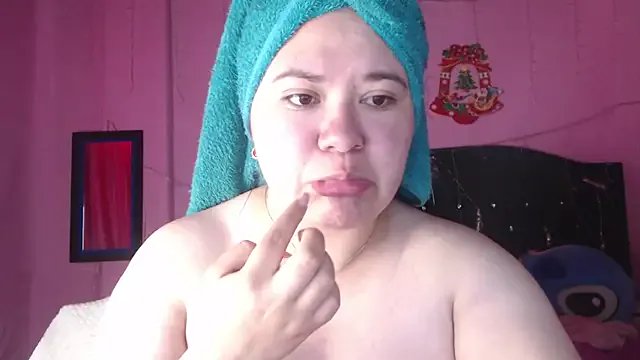 NikkiRous_ on StripChat 