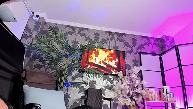 Freechat Pocahontas_BGB on StripChat