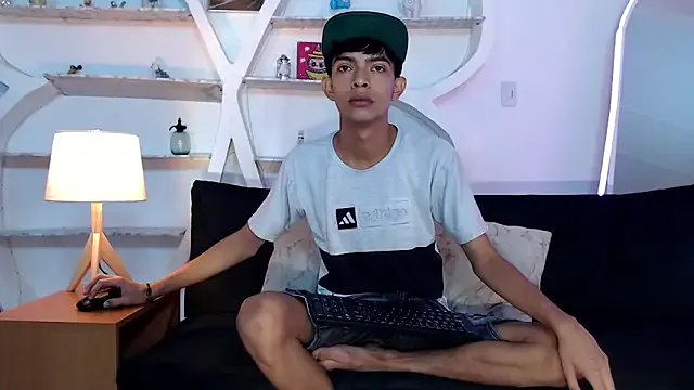 Freechat PRETTY_SEX1 on StripChat