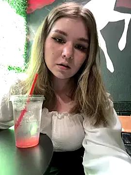 Freechat PumaShyXD on StripChat