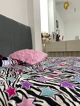 Freechat sashaoficial_ on StripChat