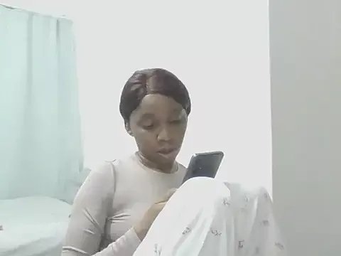 Freechat Sexxybella27 on StripChat