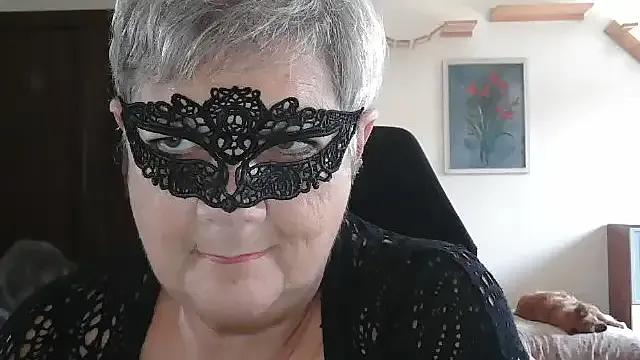 Freechat simona60 on StripChat