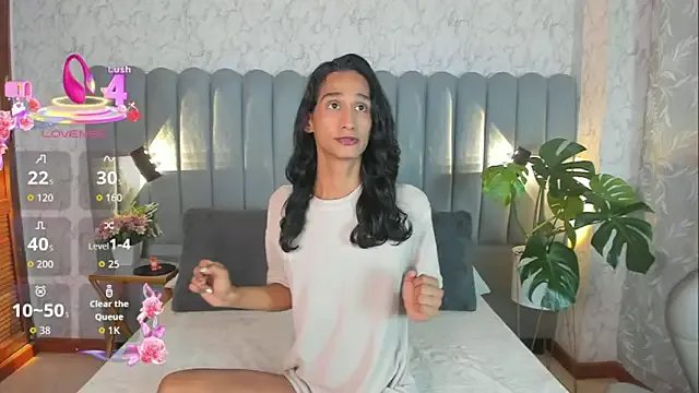 Freechat skyyfoxpraga on StripChat