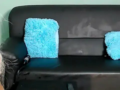 Freechat Slenderxxx2 on StripChat