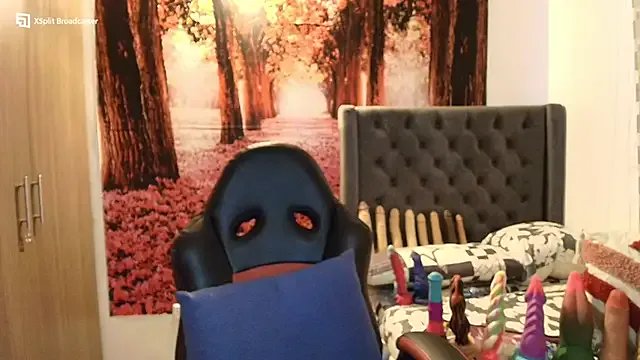 Freechat sofia23dirty on StripChat