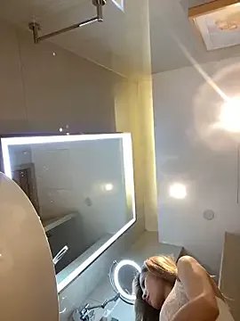 Freechat Sunflower-77 on StripChat