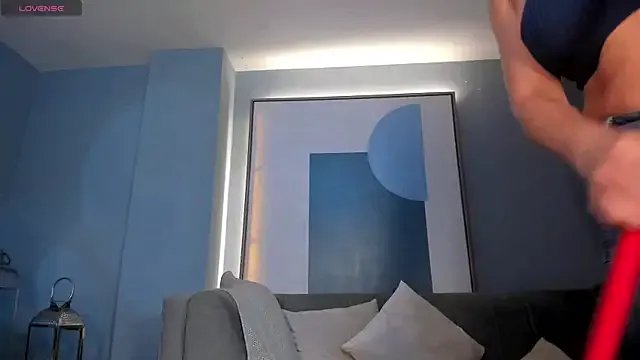 Freechat SunnyRivers on StripChat