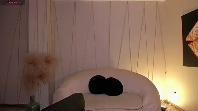 Freechat SunnyRivers on StripChat