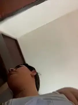 Freechat Sweet_vicky_hot on StripChat