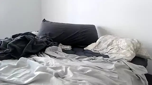 Freechat sweeti_Em on StripChat