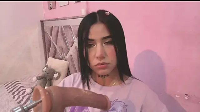 Freechat sweety_mariann1 on StripChat