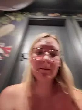 Freechat The_Snowwhitee on StripChat