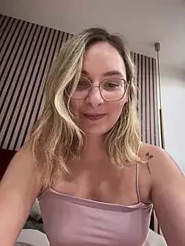 Freechat The_Snowwhitee on StripChat
